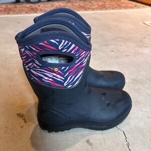 Bogs Navy and Purple and Pink snow boots women's 7 size 38